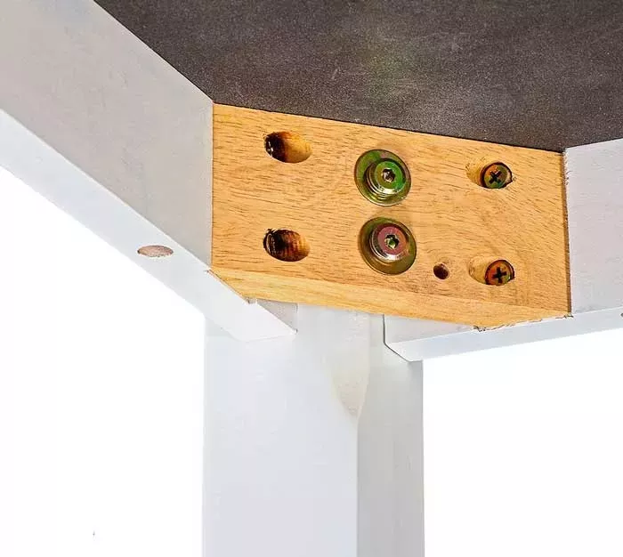      4 , 