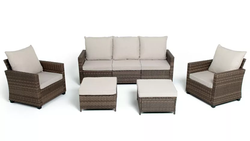 Коричневая мебель из искусственного ротанга лаунж-зона