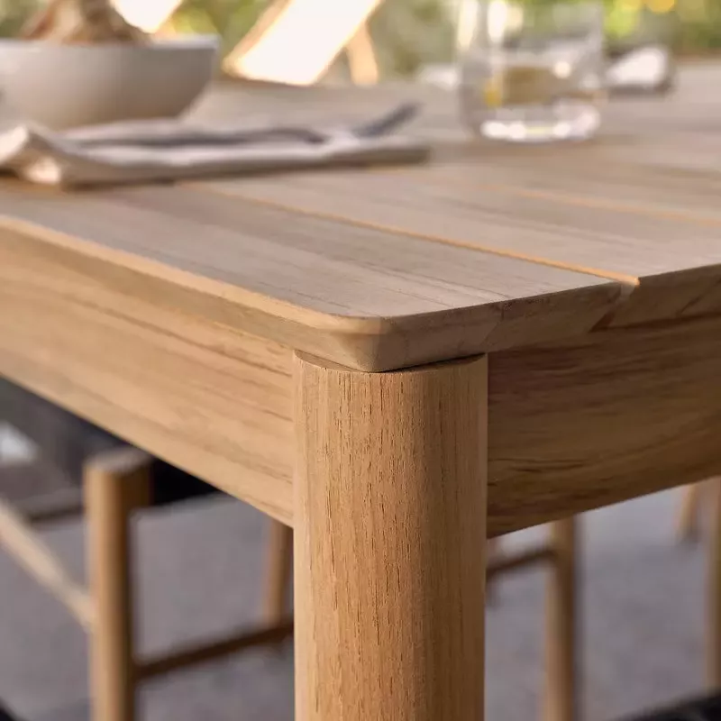 Садовая обеденная мебель из тика и искусственного ротанга Садовая обеденная мебель из тика и искусственного ротанга