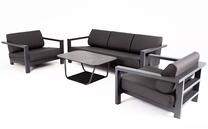 Лаунж-зона из алюминия со столиком из HPL Лаунж-зона из алюминия со столиком из HPL